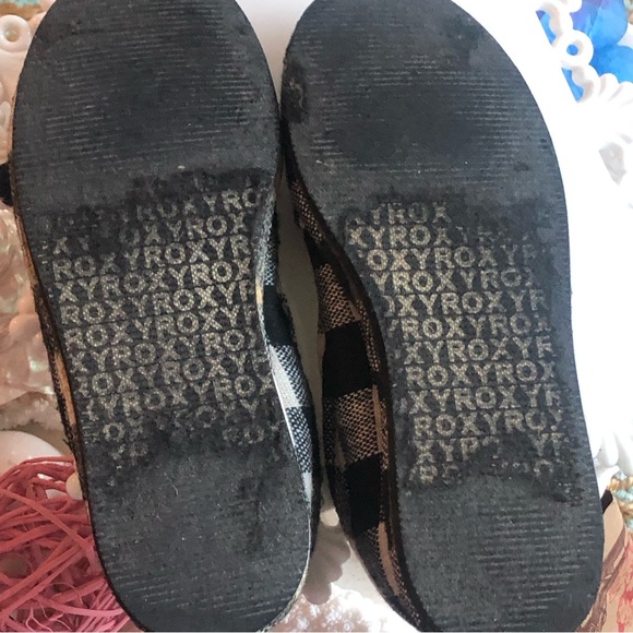 Roxy Black & White Buffalo Check Moccasin Sz7 - Picture 6 of 8